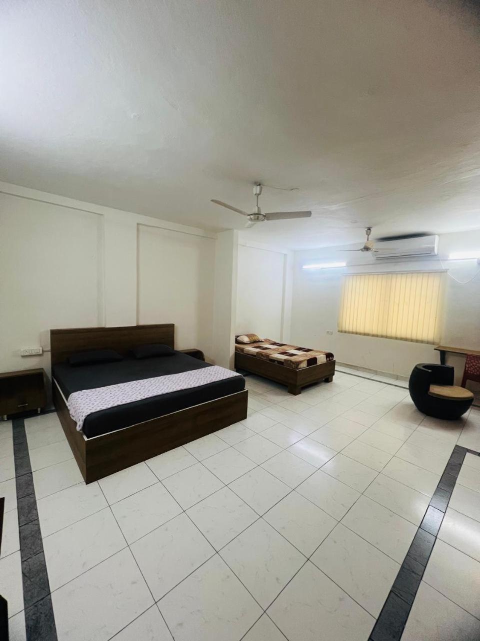 Lara Guest House Hyderabad Exterior photo